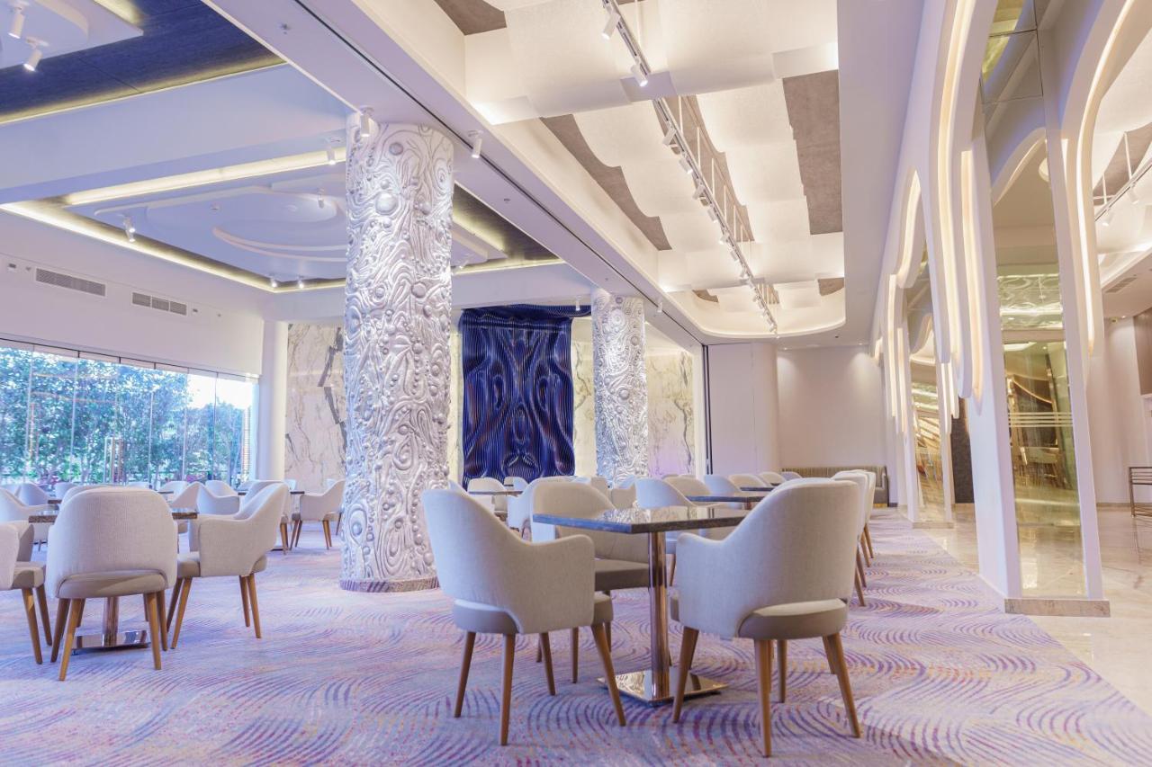 Mirage Hotel & Conference Center アレクサンドリア エクステリア 写真 The interior of the hotel