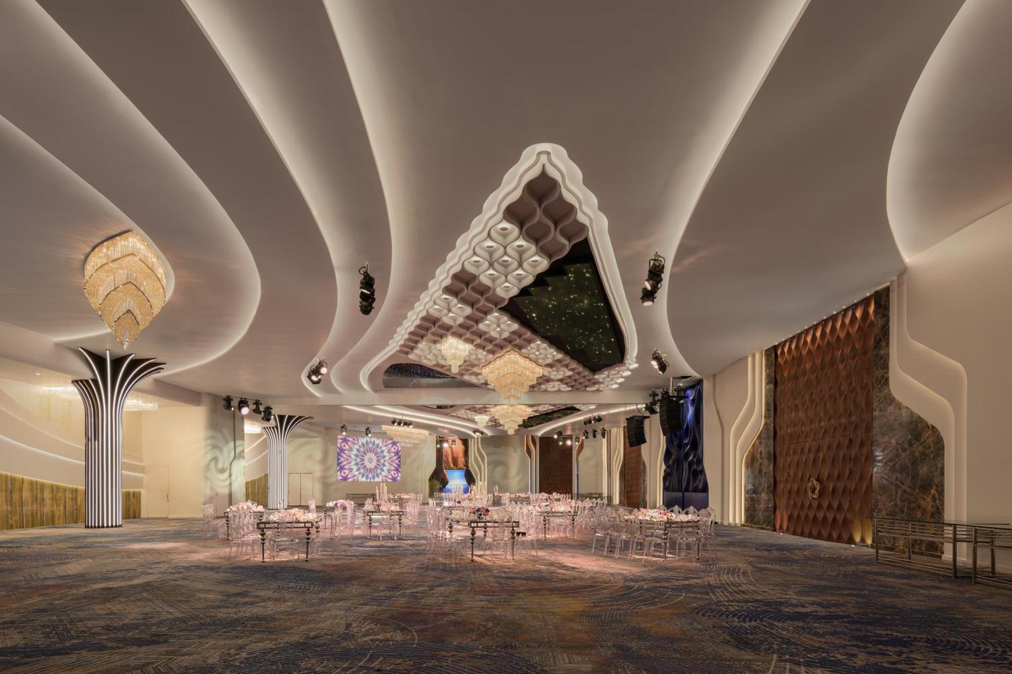 Mirage Hotel & Conference Center アレクサンドリア エクステリア 写真 The interior of the new building